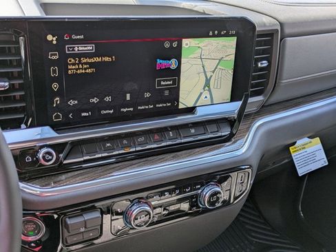 New 2025 GMC Sierra 1500 Elevation image 12