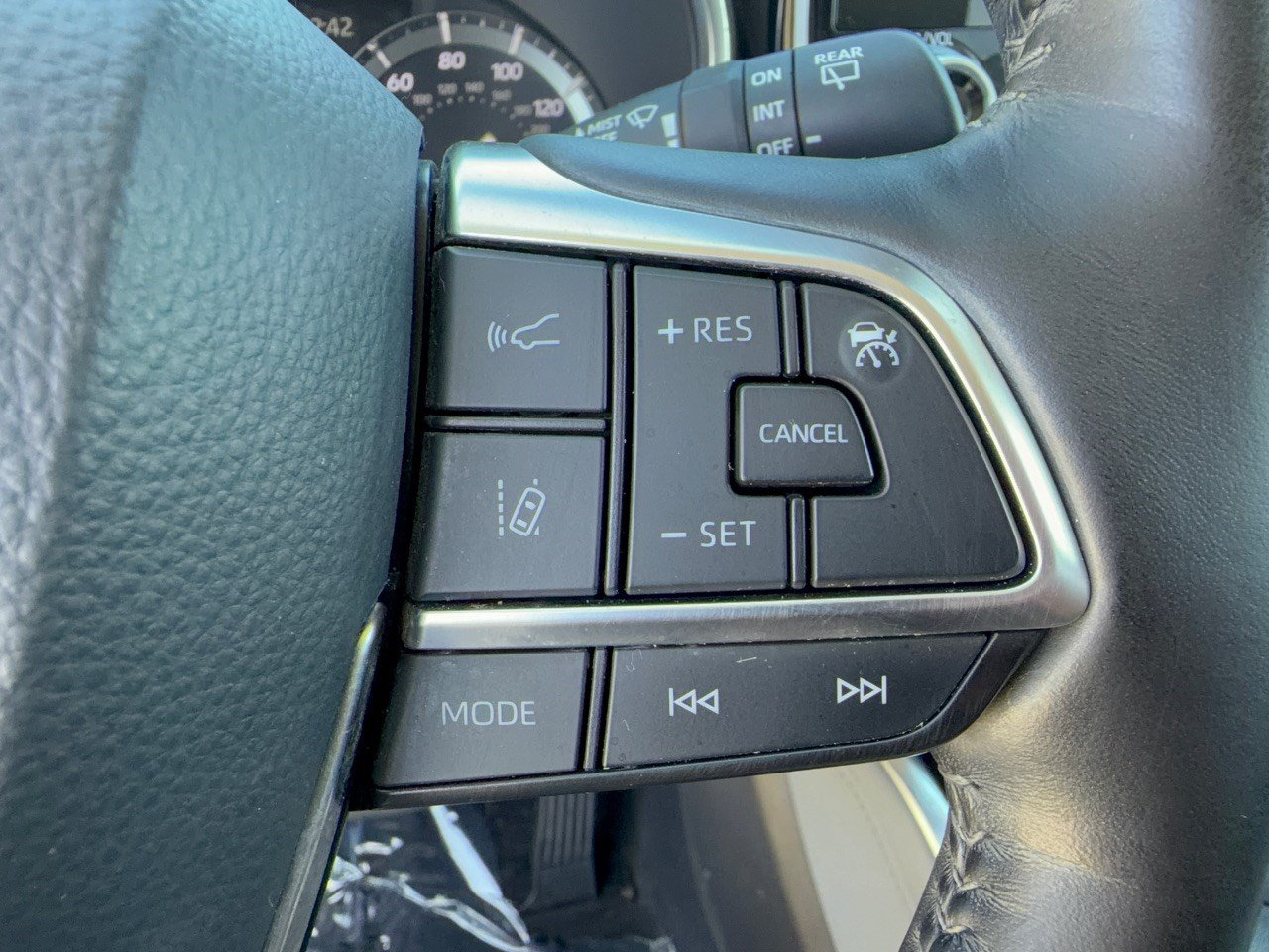 Used 2021 Toyota Highlander Platinum AWD/4WD image 19