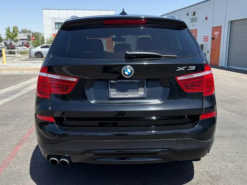 Used 2017 BMW X3 sDrive28i w/ Premium Package RWD image 4