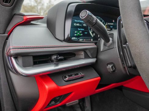 Used 2025 Chevrolet Corvette Z06 w/ Z07 Performance Package image 51