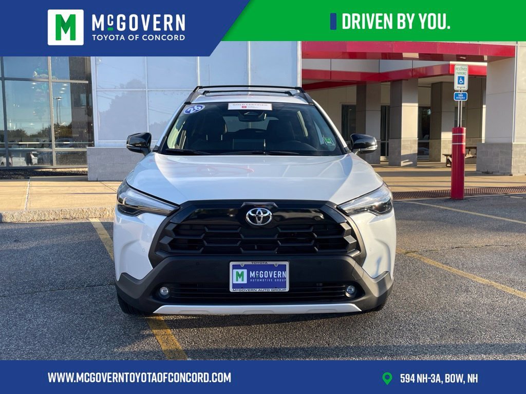 Used 2026 Toyota Corolla Cross XLE w/ Convenience Package AWD/4WD image 8