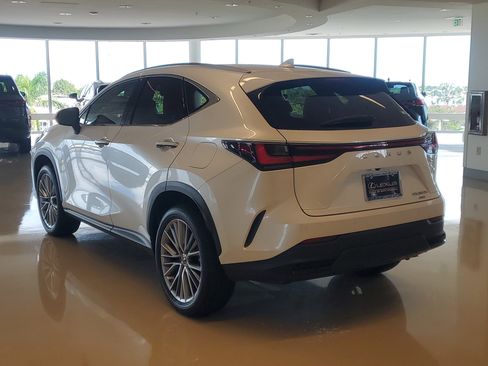Used 2023 Lexus NX 350h AWD image 8