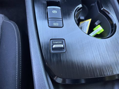 Certified 2023 Nissan Rogue SV image 19