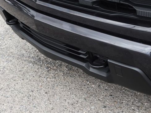 Used 2023 Chevrolet Silverado 1500 Custom AWD/4WD image 2