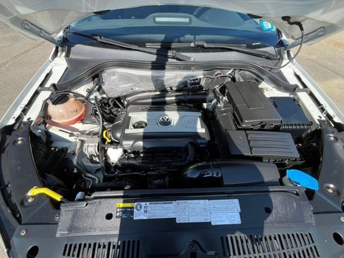 Used 2015 Volkswagen Tiguan S AWD/4WD image 28
