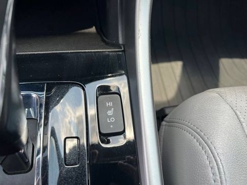 Used 2017 Honda Accord EX-L image 25