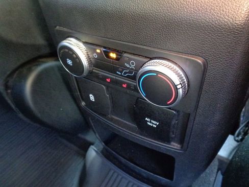 Used 2020 Ford Explorer ST image 13