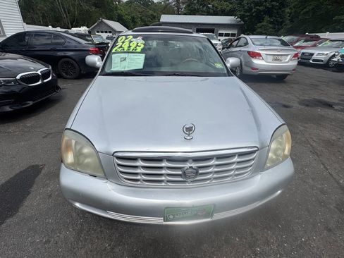 Used 2002 Cadillac De Ville DTS w/ Premium Equipment Pkg image 3