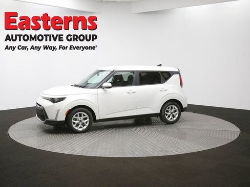 Used 2023 Kia Soul LX w/ Option Group 015 image 56