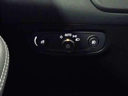 Used 2023 Buick Encore GX Essence w/ Experience Buick Package image 29