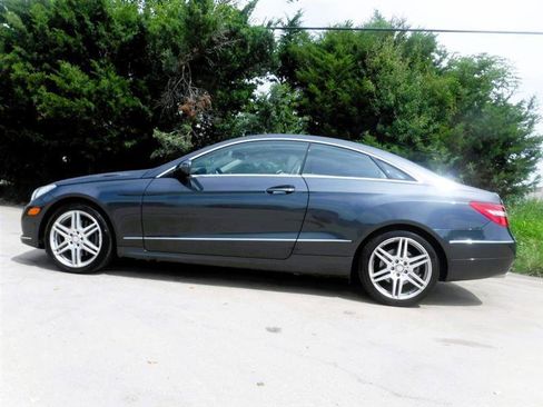 Used 2010 Mercedes-Benz E 350 Coupe image 11
