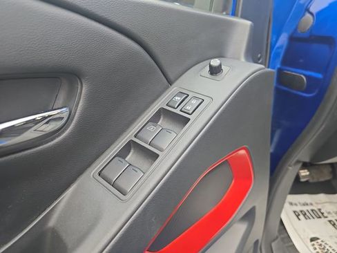 Used 2025 Nissan Frontier PRO-4X w/ Pro Premium Package image 11