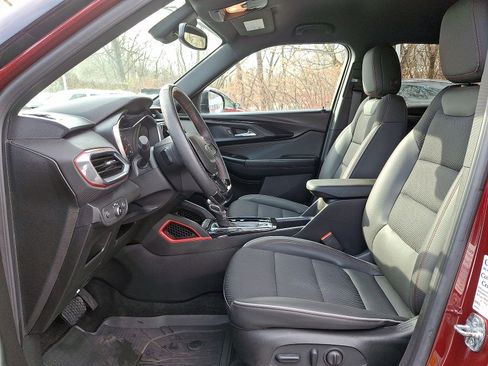 Certified 2023 Chevrolet TrailBlazer RS w/ Convenience Package image 11