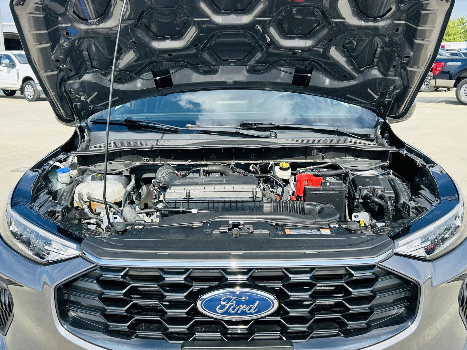 Used 2023 Ford Escape ST-Line FWD image 40