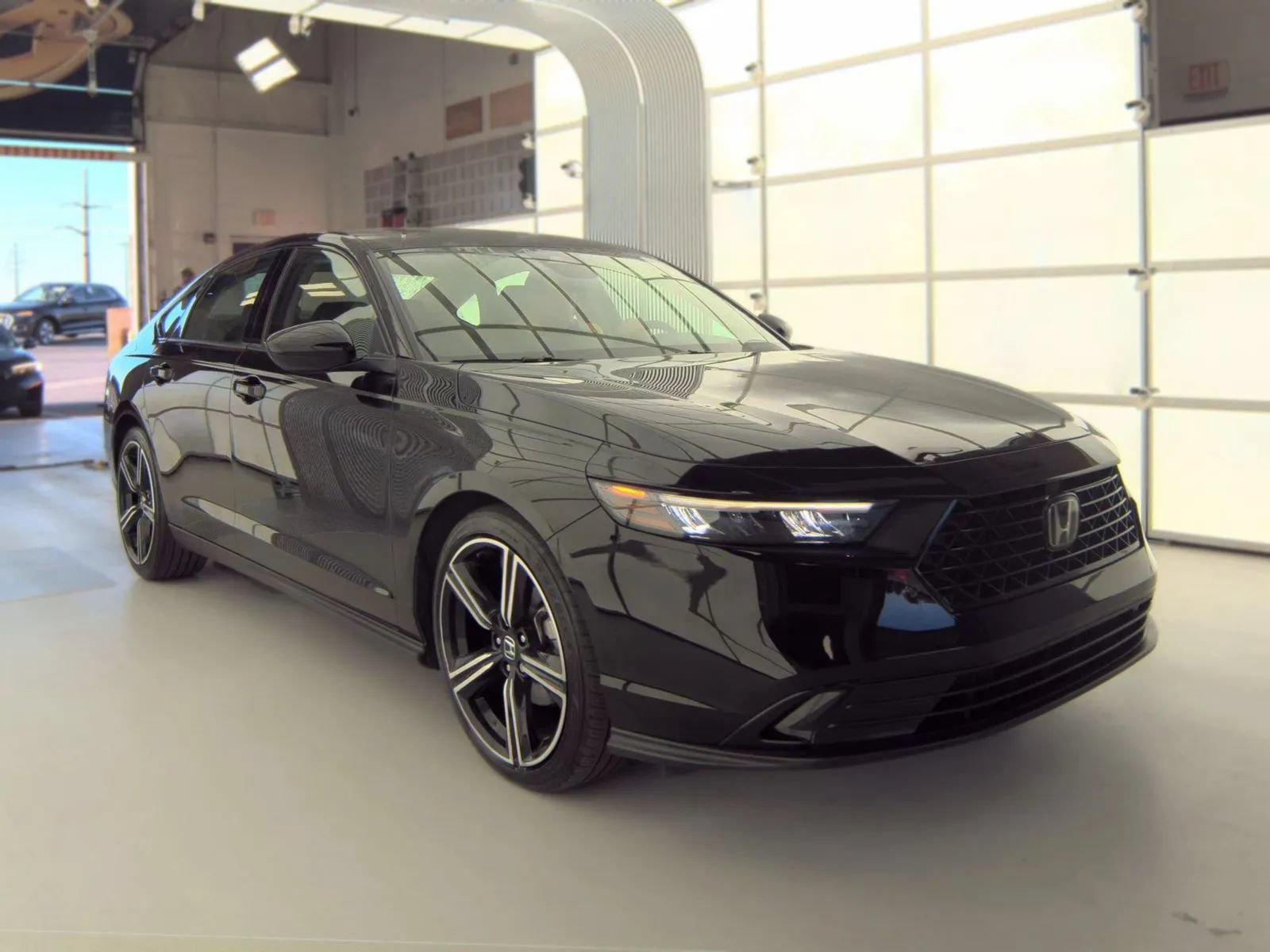 Used 2026 Honda Accord SE image 4