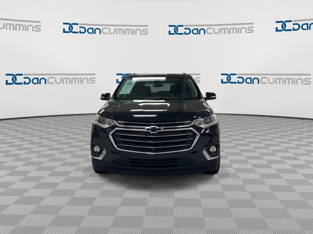 Used 2021 Chevrolet Traverse LT w/ LT Premium Package AWD/4WD image 3