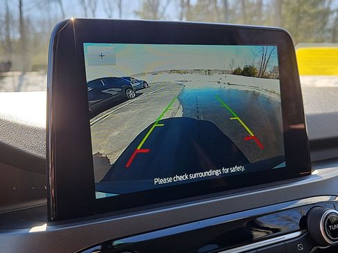 Used 2025 Ford Escape Active w/ Cold Weather Package image 8