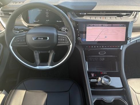 New 2026 Jeep Grand Cherokee L Limited AWD/4WD image 3