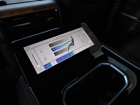 Used 2024 Jeep Grand Wagoneer L Series III image 65