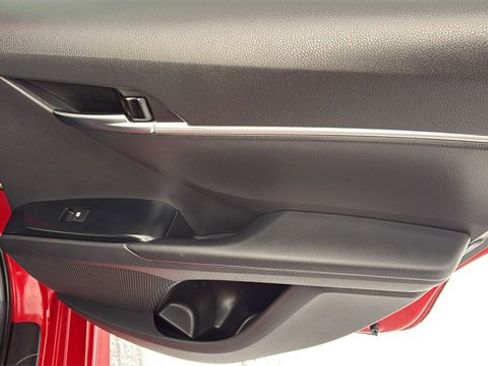 Used 2019 Toyota Camry SE image 29