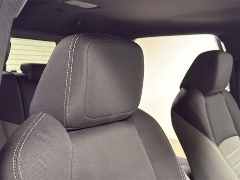 Used 2025 Toyota Tacoma TRD Sport image 19