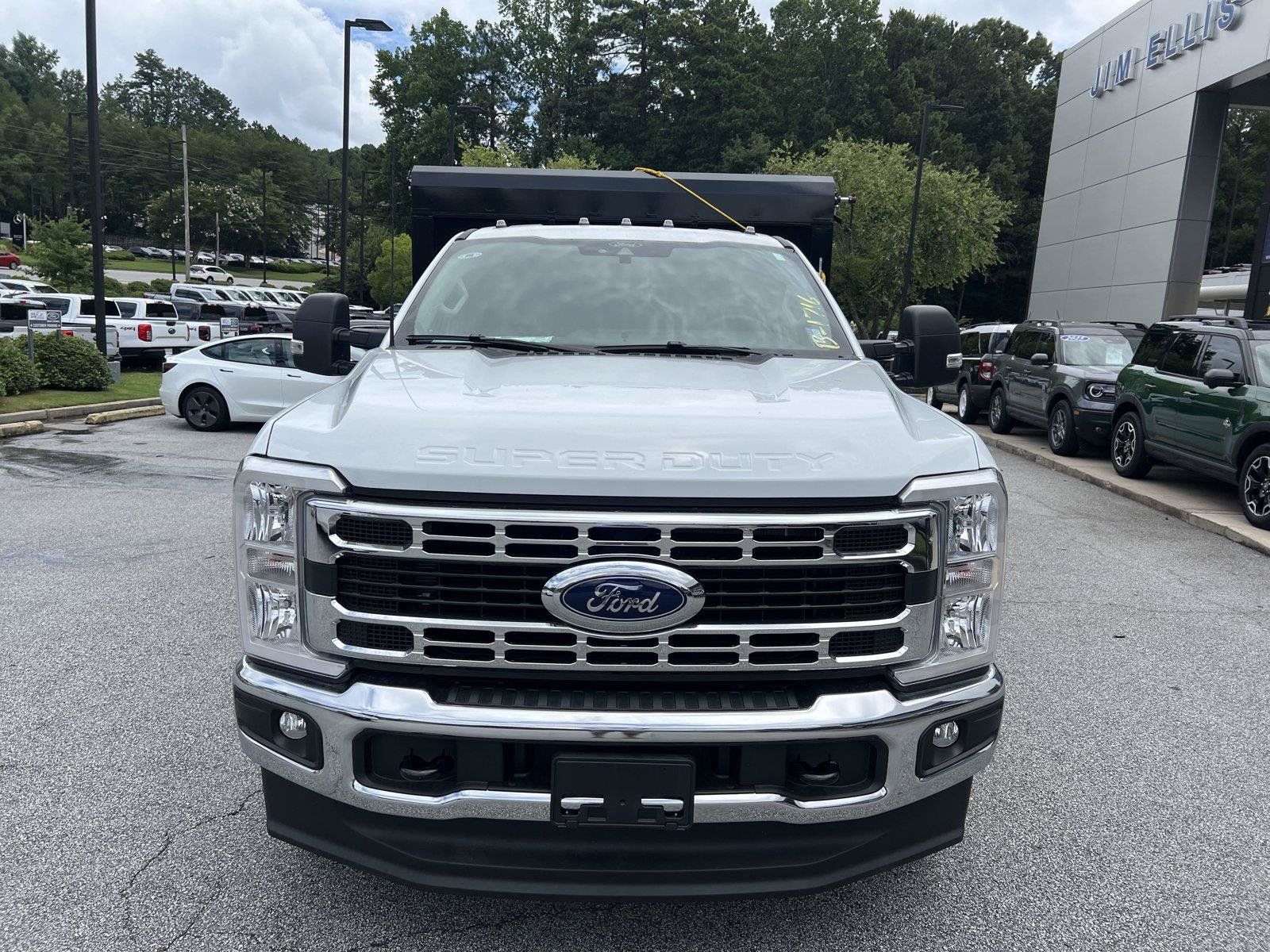 New 2025 Ford F350 XL w/ XL Chrome Package AWD/4WD image 2