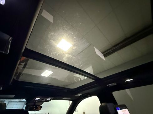 Certified 2024 Cadillac Escalade V w/ LPO, ONYX Package image 6