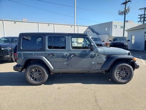 New 2026 Jeep Wrangler Unlimited Sport AWD/4WD image 10