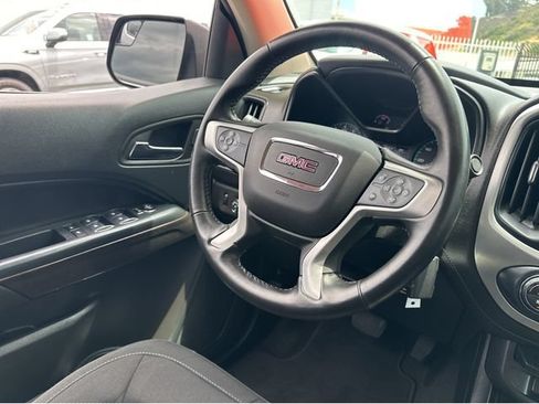 Certified 2022 GMC Canyon Elevation AWD/4WD image 9