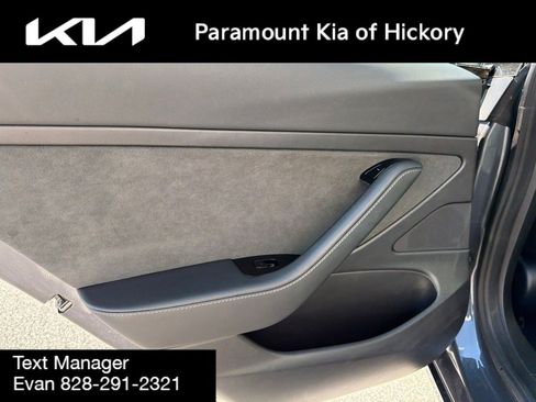 Used 2020 Tesla Model 3 Standard Range RWD image 11