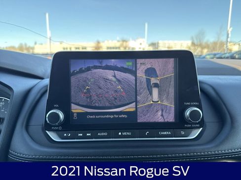 Used 2021 Nissan Rogue SV image 22