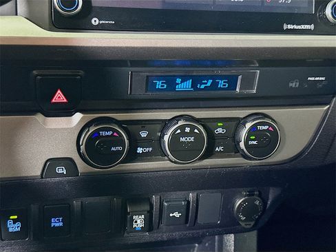 Used 2022 Toyota Tacoma SR5 image 26