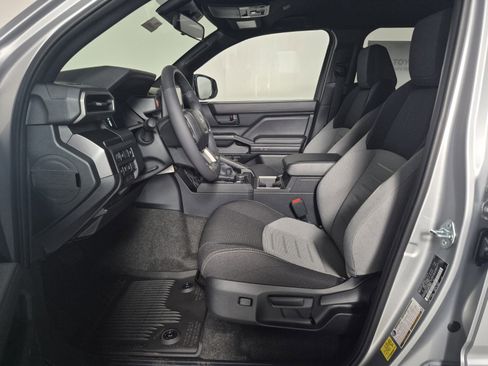 New 2026 Toyota 4Runner Limited AWD/4WD image 15