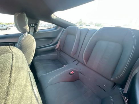 Used 2022 Ford Mustang GT RWD image 16