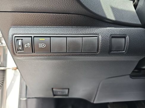 Used 2022 Toyota Corolla SE w/ Carpet Mat Package (TMS) FWD image 28