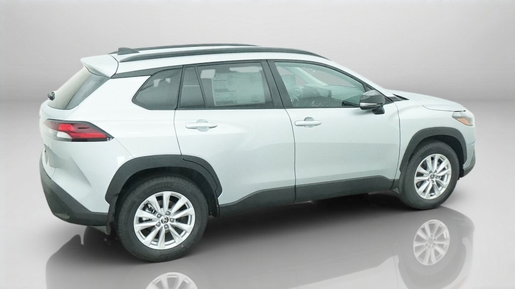 New 2026 Toyota Corolla Cross LE FWD image 38