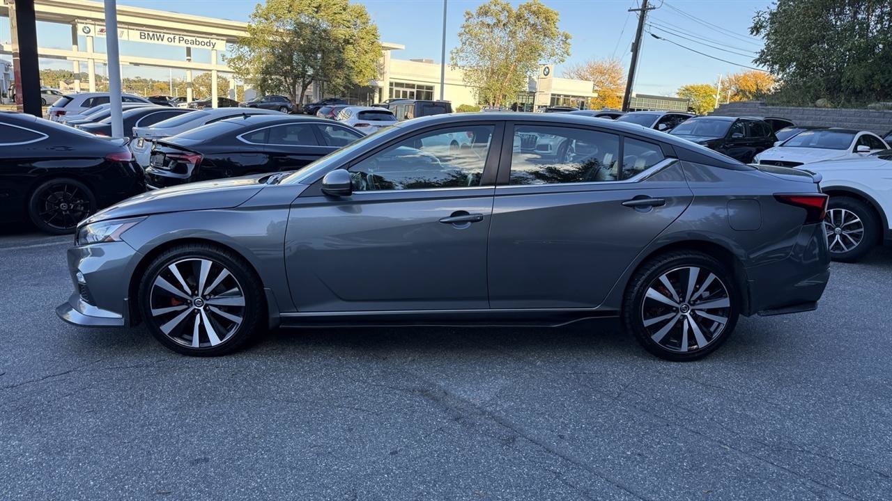 Used 2021 Nissan Altima 2.5 SR w/ SR Premium Package AWD/4WD image 11