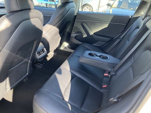 Used 2021 Tesla Model 3 Standard Range Plus RWD image 17