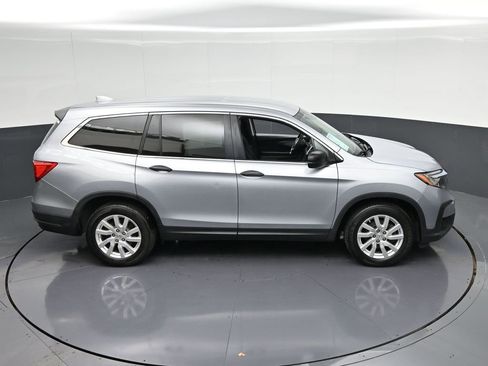 Used 2019 Honda Pilot LX image 25