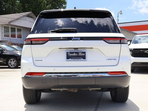 Used 2023 Jeep Grand Cherokee Limited AWD/4WD image 5