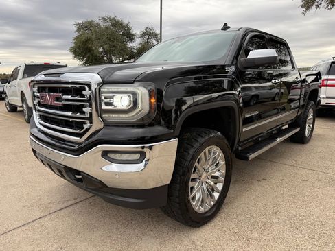 Used 2017 GMC Sierra 1500 SLT image 3