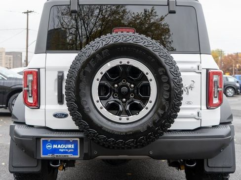 Used 2023 Ford Bronco Badlands w/ Sasquatch Package image 7