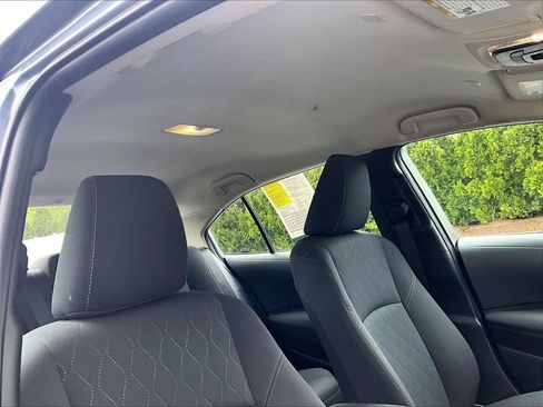 Used 2024 Toyota Corolla LE FWD image 22