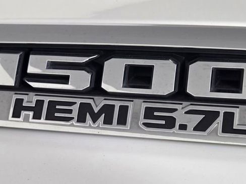 Used 2021 RAM 1500 Laramie RWD image 9
