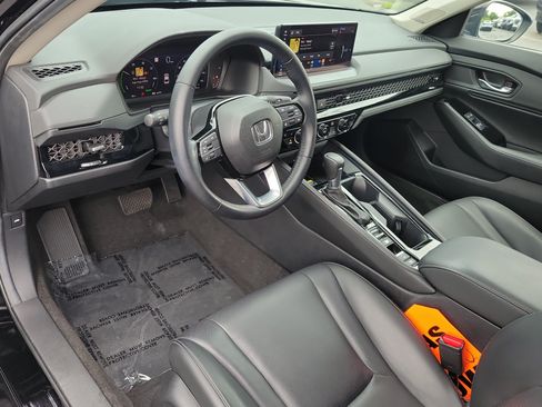 Used 2024 Honda Accord Touring image 22