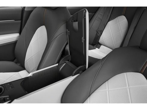 Used 2019 Toyota Camry XSE image 45