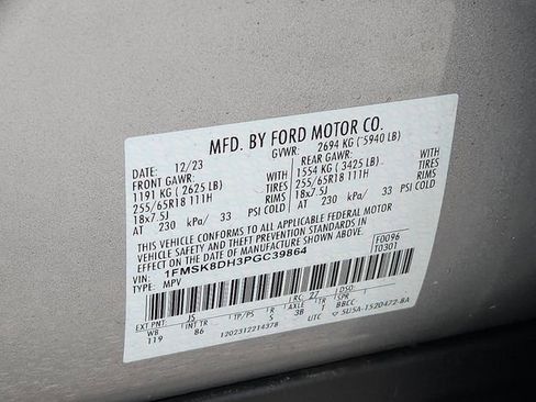 Used 2023 Ford Explorer XLT image 15
