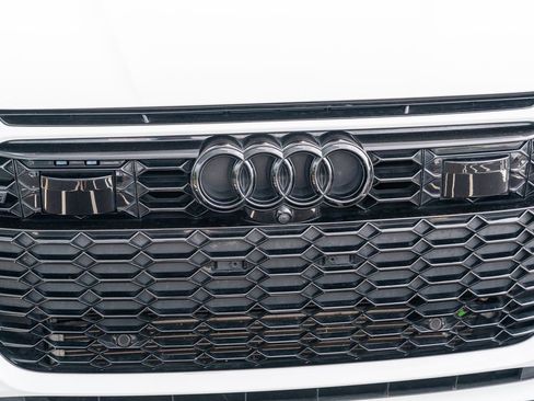 Used 2021 Audi RS 6 w/ Carbon Optic Package AWD/4WD image 6