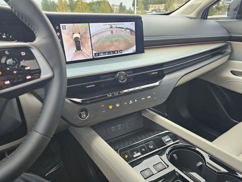 Used 2025 Nissan Murano SL image 31