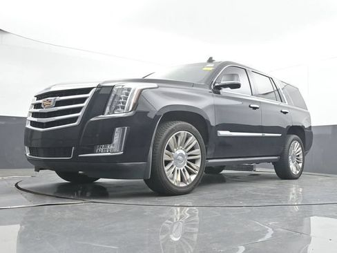 Used 2016 Cadillac Escalade Premium AWD/4WD image 26